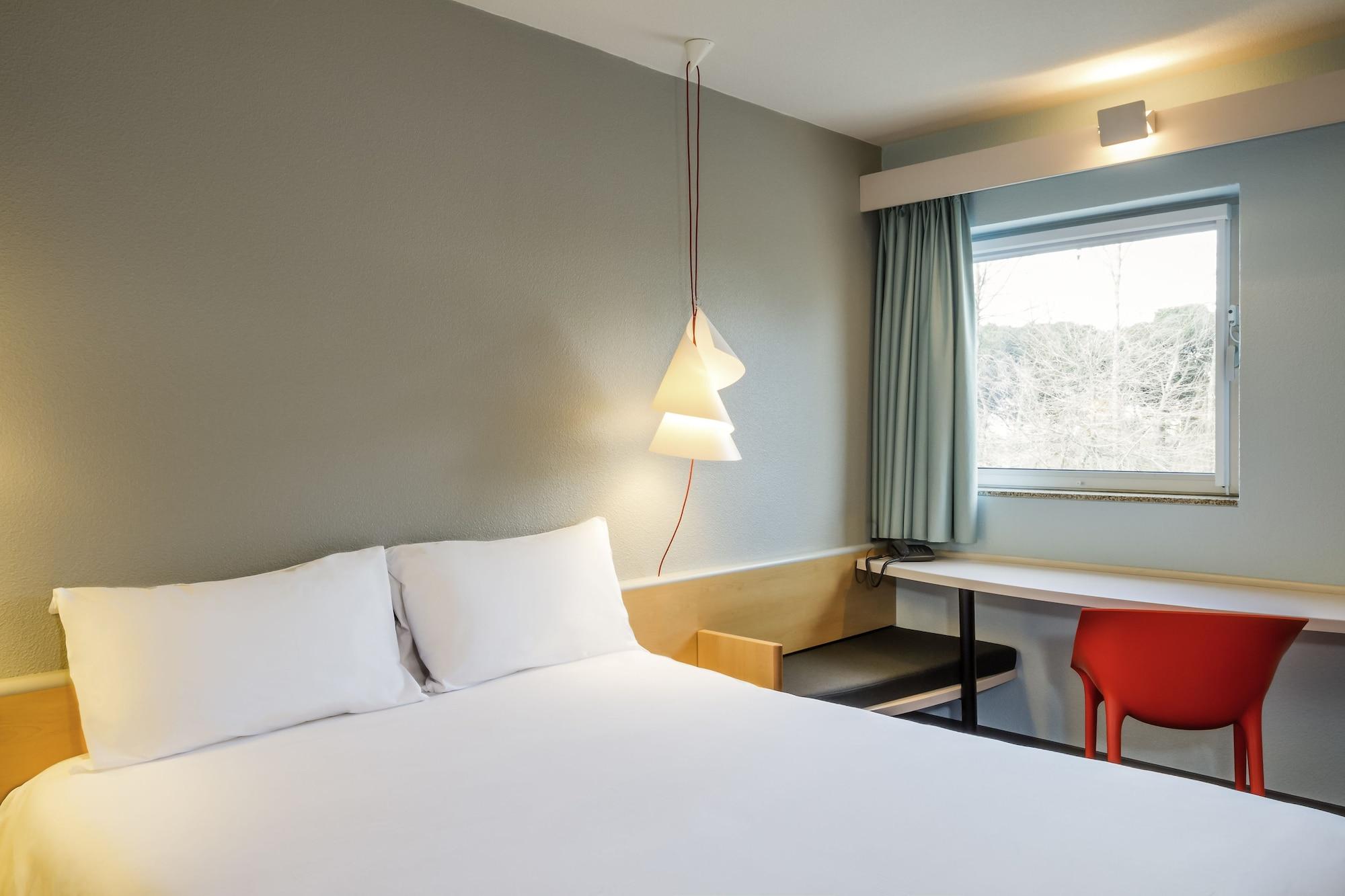 Hotel Ibis Évora Kültér fotó