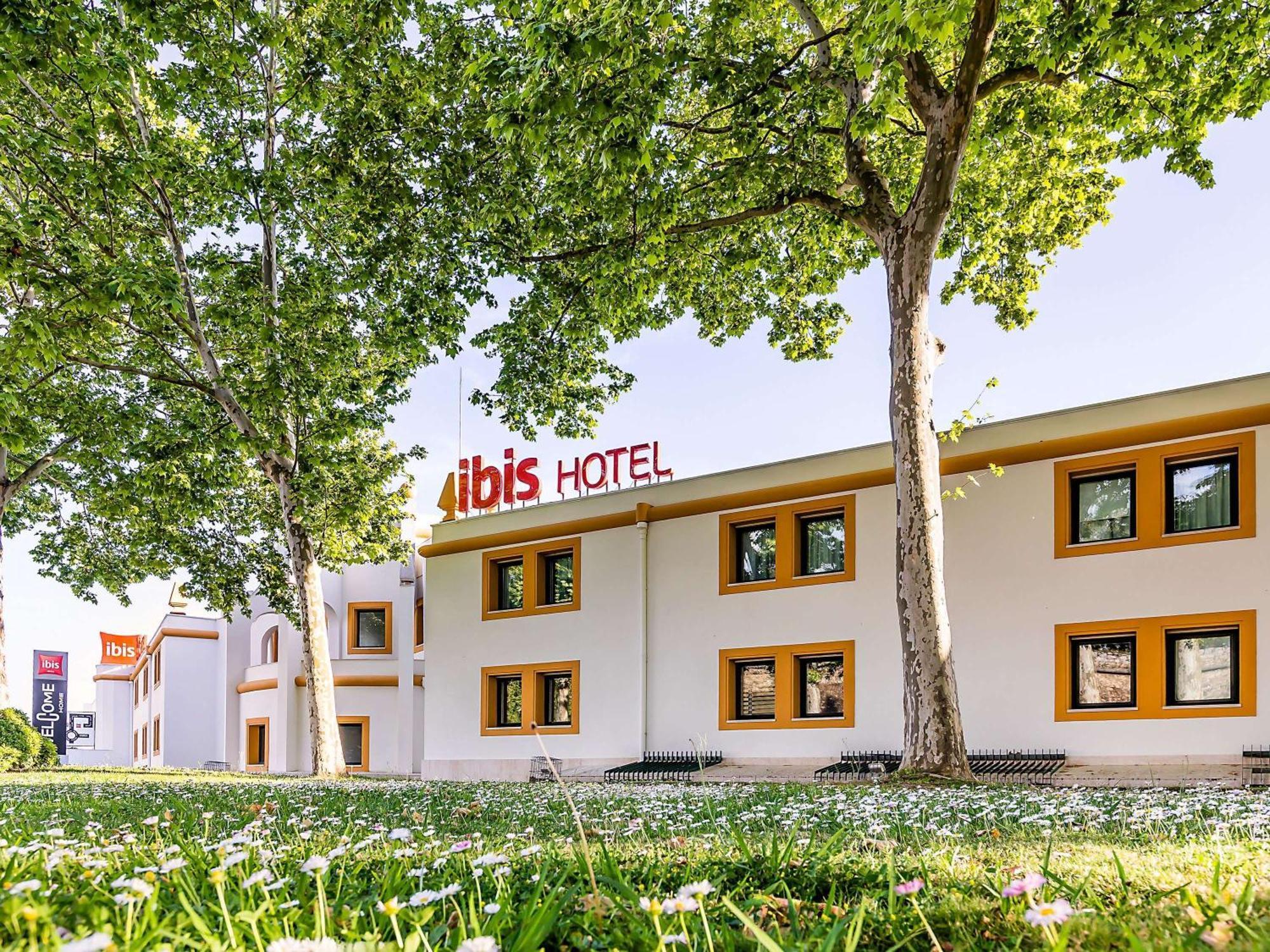 Hotel Ibis Évora Kültér fotó
