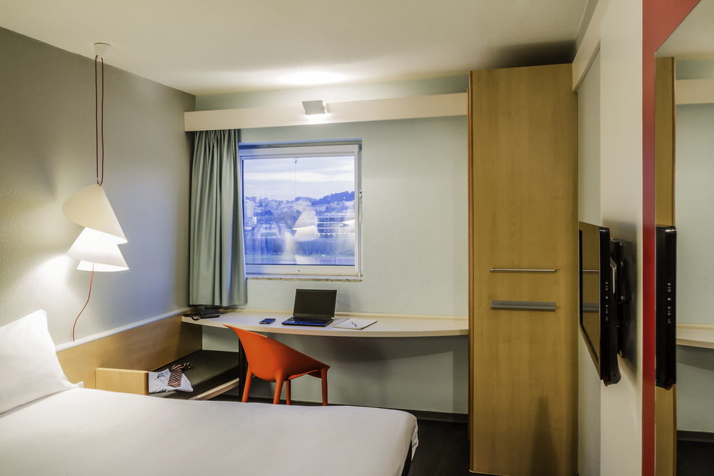Hotel Ibis Évora Kültér fotó